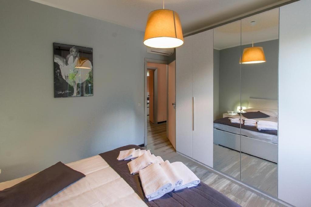 Liguria Apartments Пьетра-Лигуре Экстерьер фото